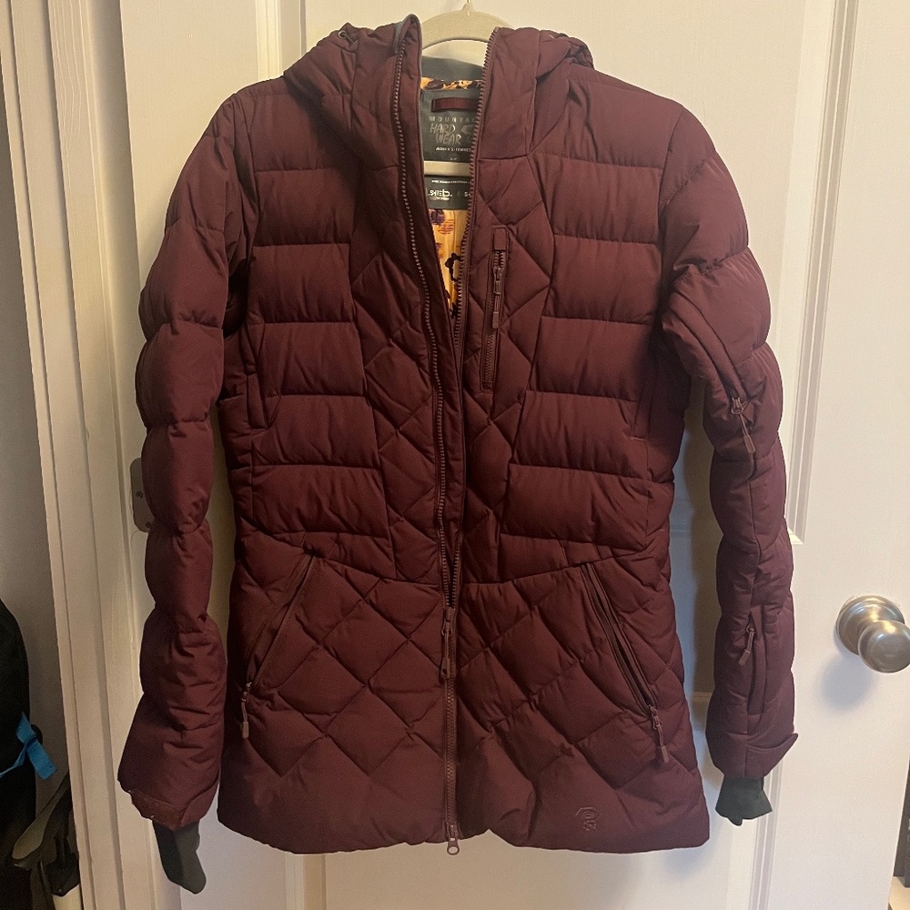 Mountain Hardwear Winter Ski Down Parka - Small, Maroon